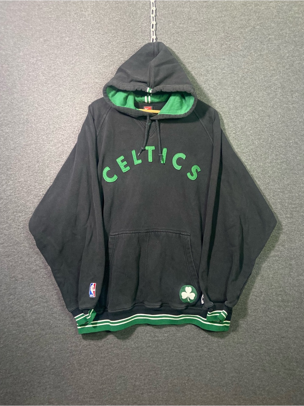 VTG Nike Team NBA Boston Celtics Hoodie Mens Large Black Center Swoosh Y2K